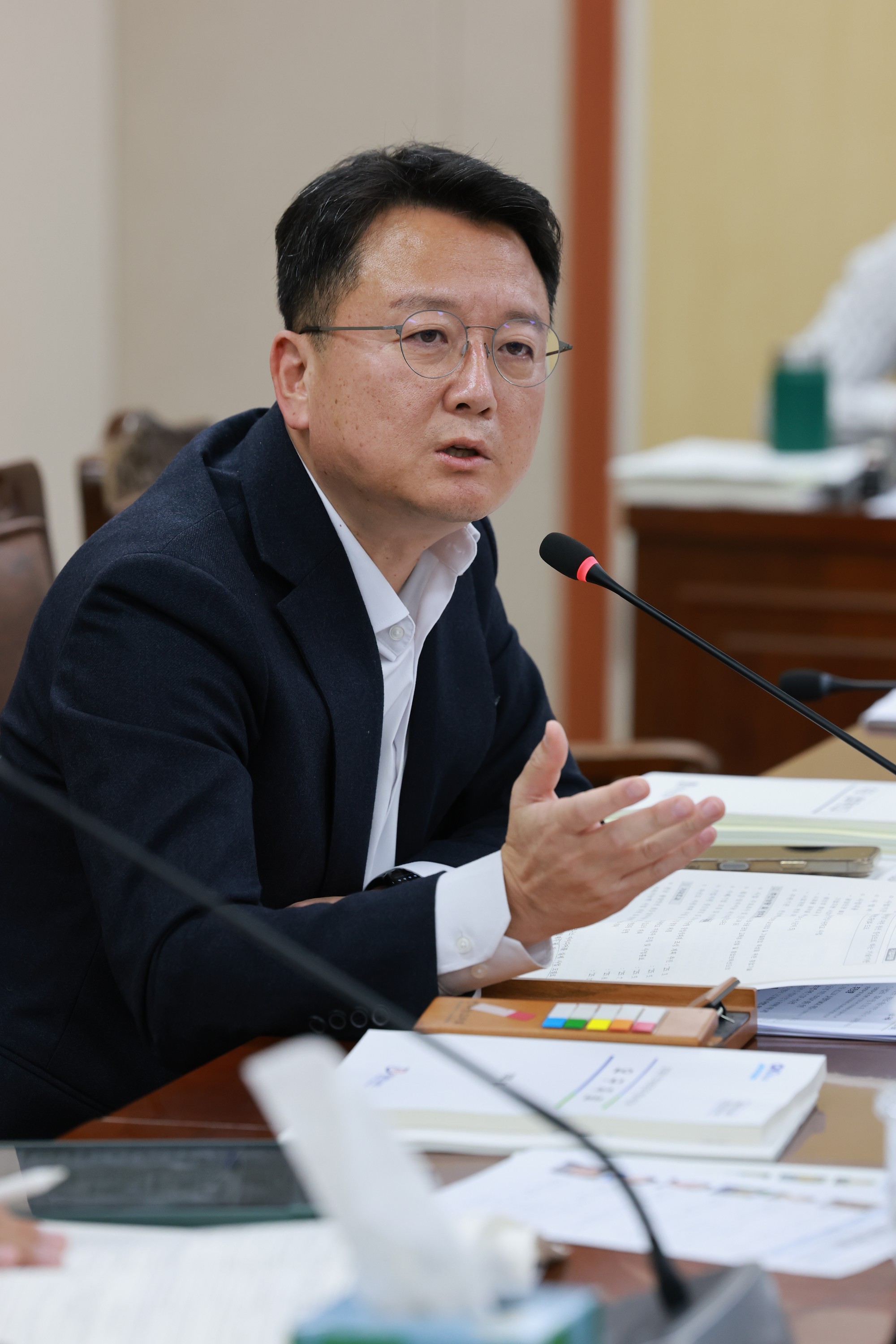 제395회 제2차 정례회 경제관광문화위원회 행정사무감사 첨부이미지 : 25년11월04일 제395회 제2차 정례회 경제관광문화위원회 행정사무감사 - 064.jpg