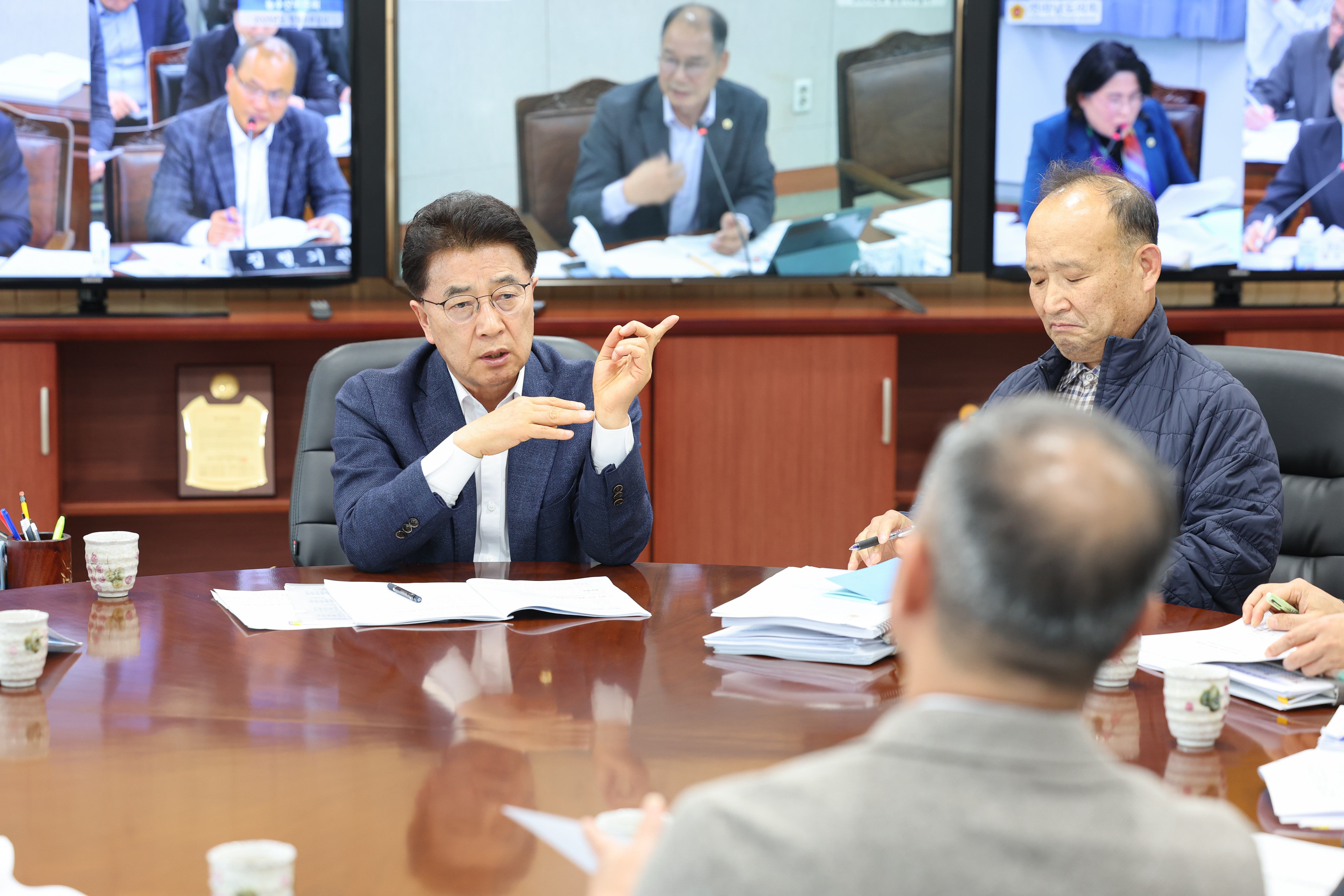 25년11월04일 11월 월례 정책회의 (9)8