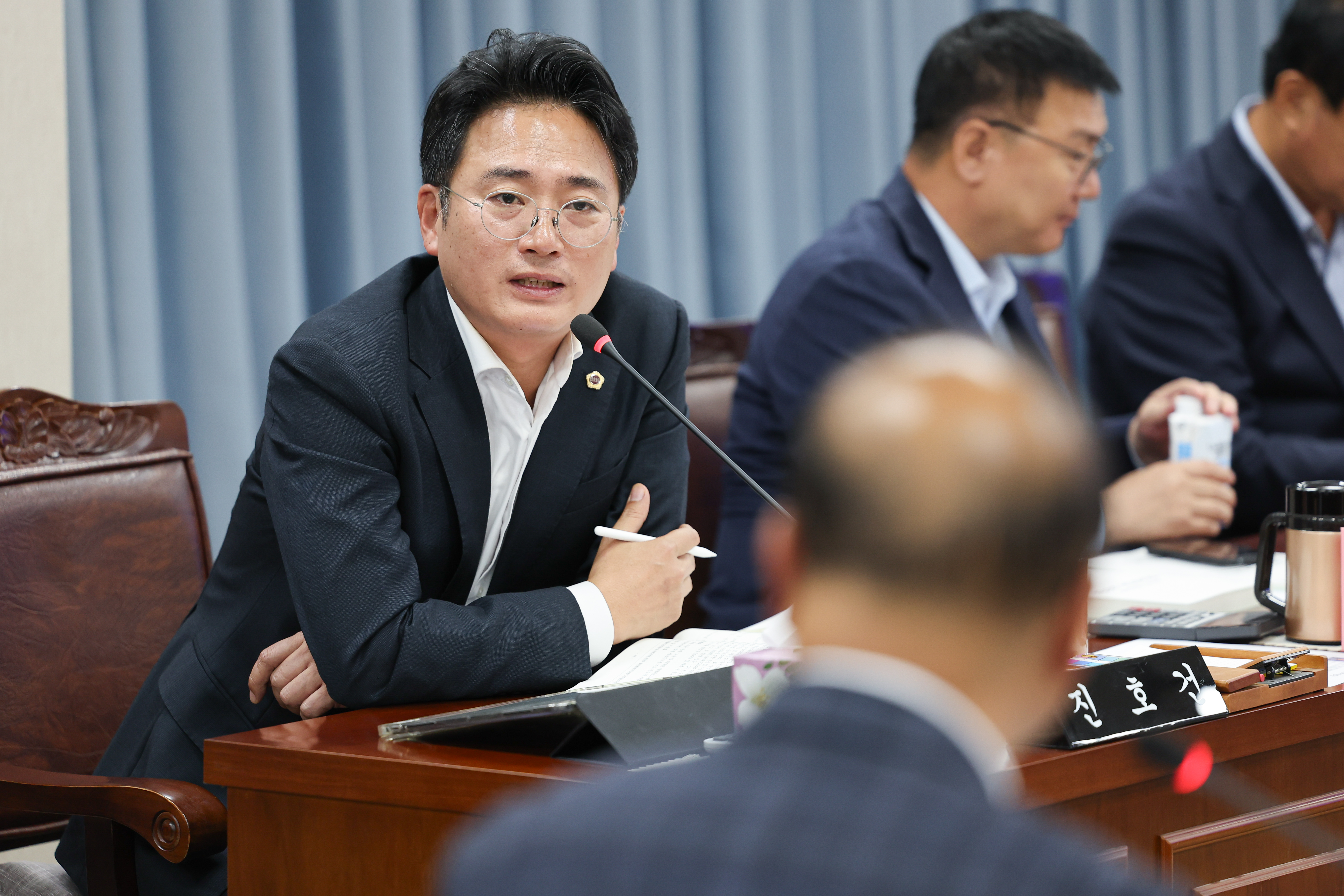 제395회 제2차 정례회 농수산위원회 회의 첨부이미지 : 25년11월04일 제395회 제2차 정례회 농수산위원회 회의 (78).jpg