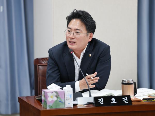 제395회 제2차 정례회 농수산위원회 회의 첨부이미지 : 25년11월04일 제395회 제2차 정례회 농수산위원회 회의 (84).jpg