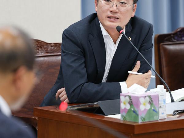 제395회 제2차 정례회 농수산위원회 회의 첨부이미지 : 25년11월04일 제395회 제2차 정례회 농수산위원회 회의 (77).jpg