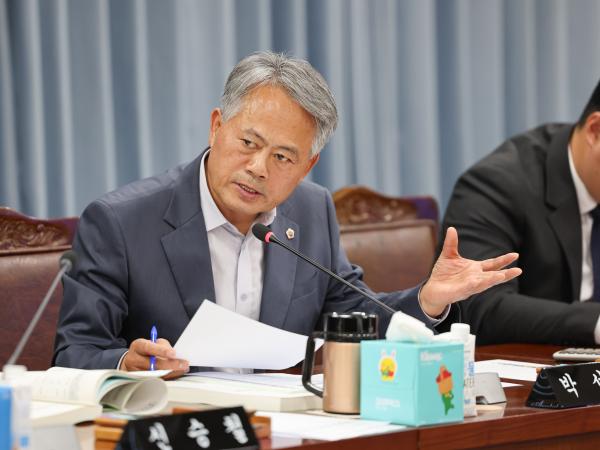 제395회 제2차 정례회 농수산위원회 회의 첨부이미지 : 25년11월04일 제395회 제2차 정례회 농수산위원회 회의 (35).jpg