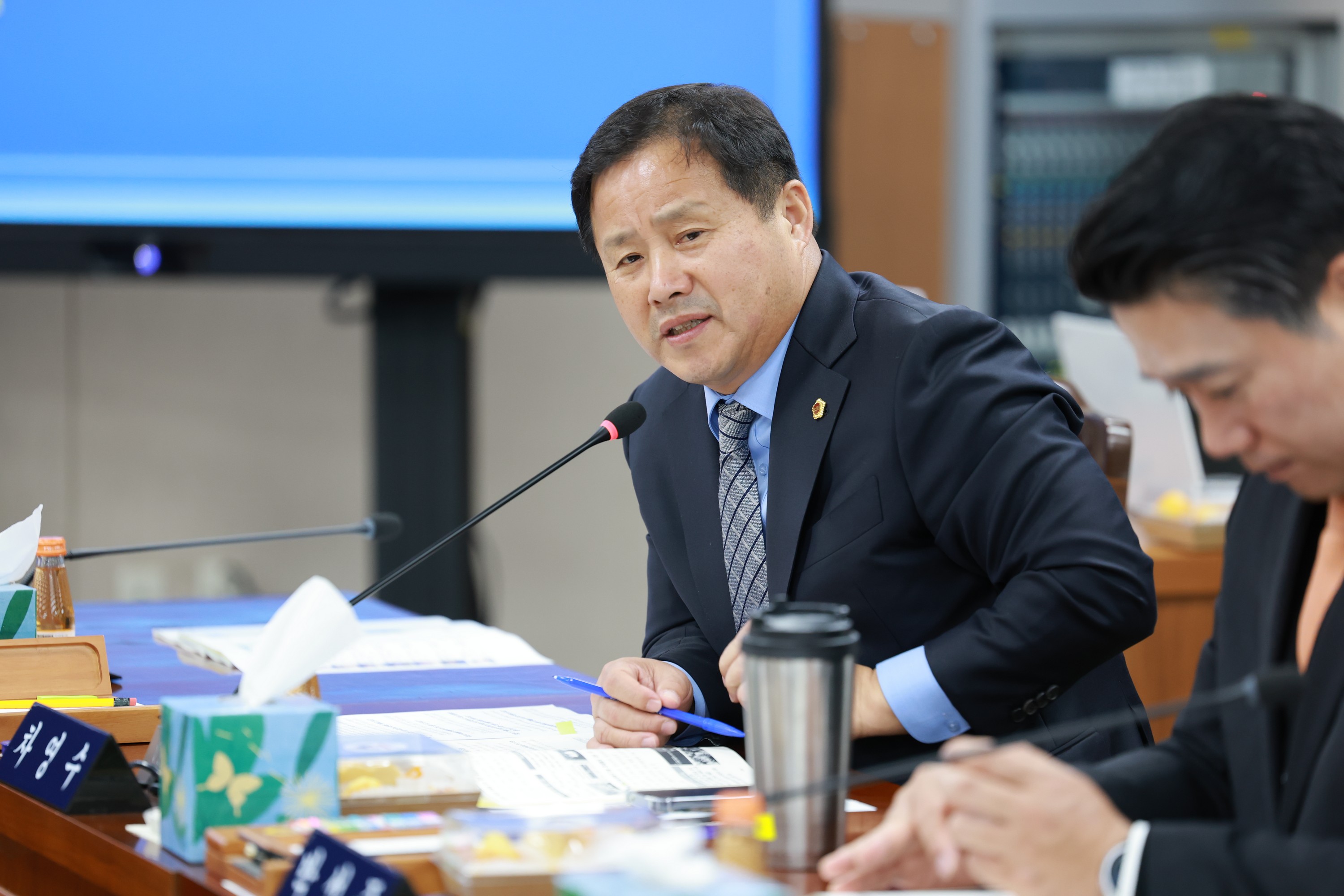 제395회 제2차 정례회 보건복지환경위원회 행정사무감사 첨부이미지 : 25년11월07일 제395회 제2차 정례회 보건복지환경위원회 행정사무감사 - 065.jpg
