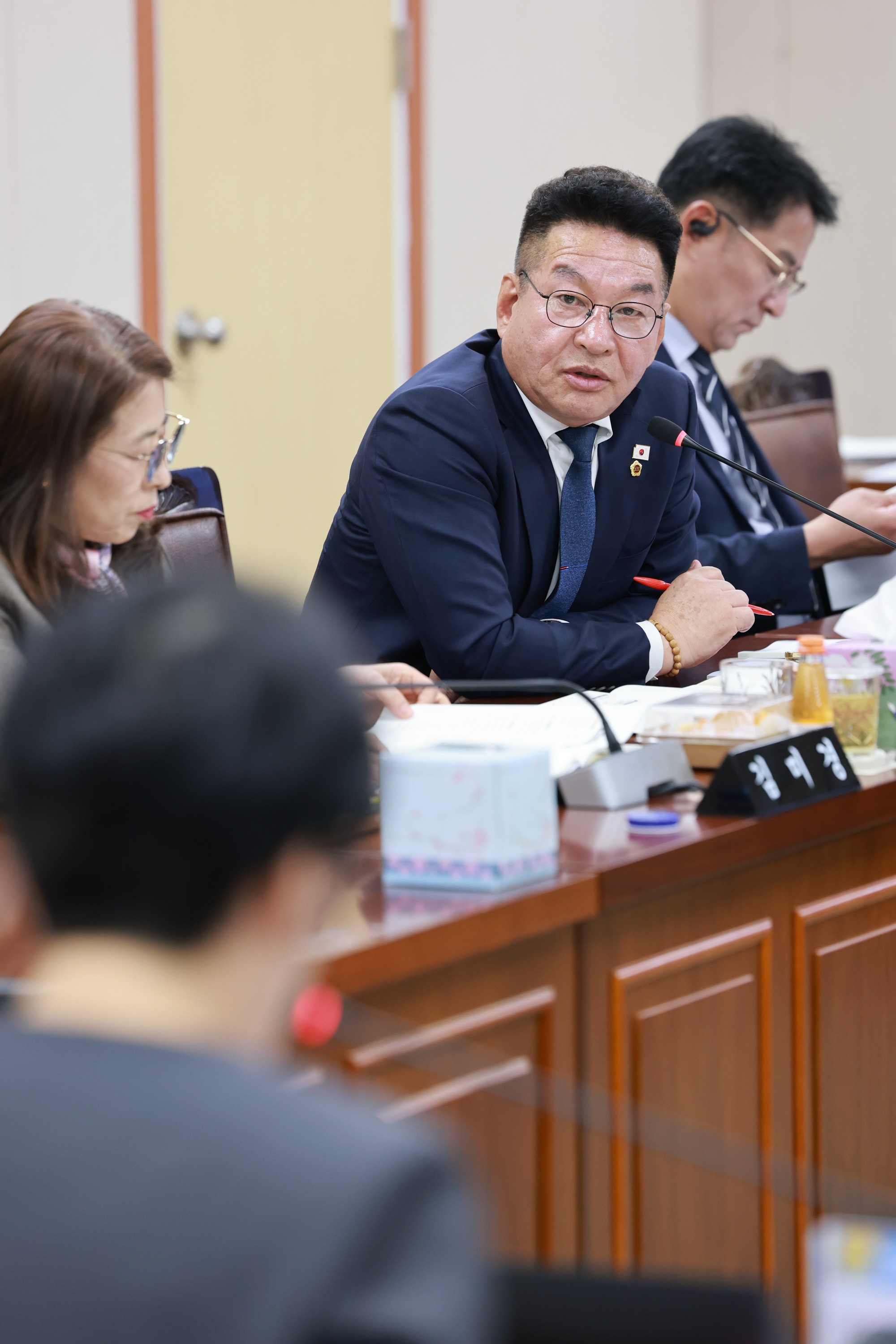 제395회 제2차 정례회 보건복지환경위원회 행정사무감사 첨부이미지 : 25년11월07일 제395회 제2차 정례회 보건복지환경위원회 행정사무감사 - 052.jpg