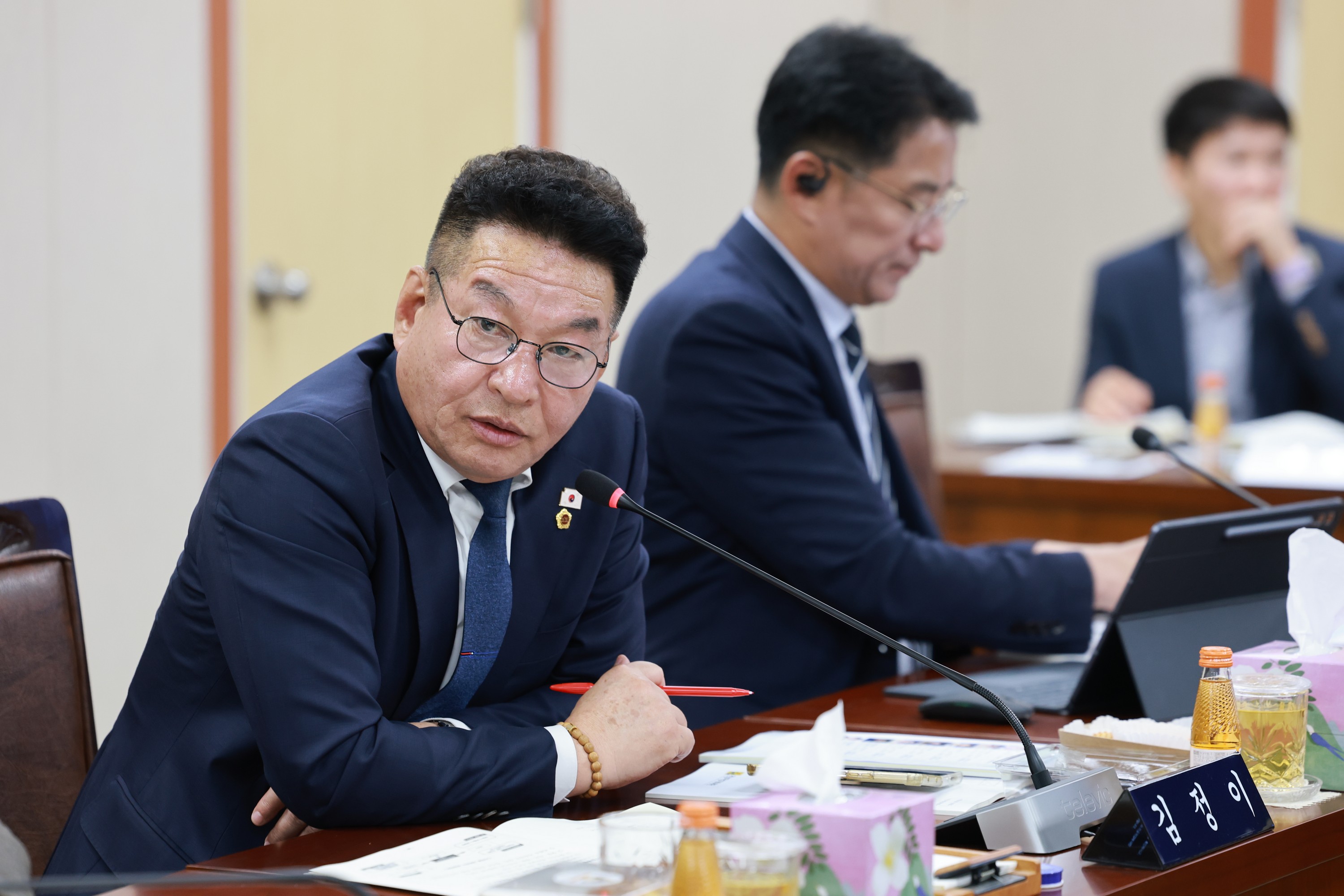 제395회 제2차 정례회 보건복지환경위원회 행정사무감사 첨부이미지 : 25년11월07일 제395회 제2차 정례회 보건복지환경위원회 행정사무감사 - 049.jpg