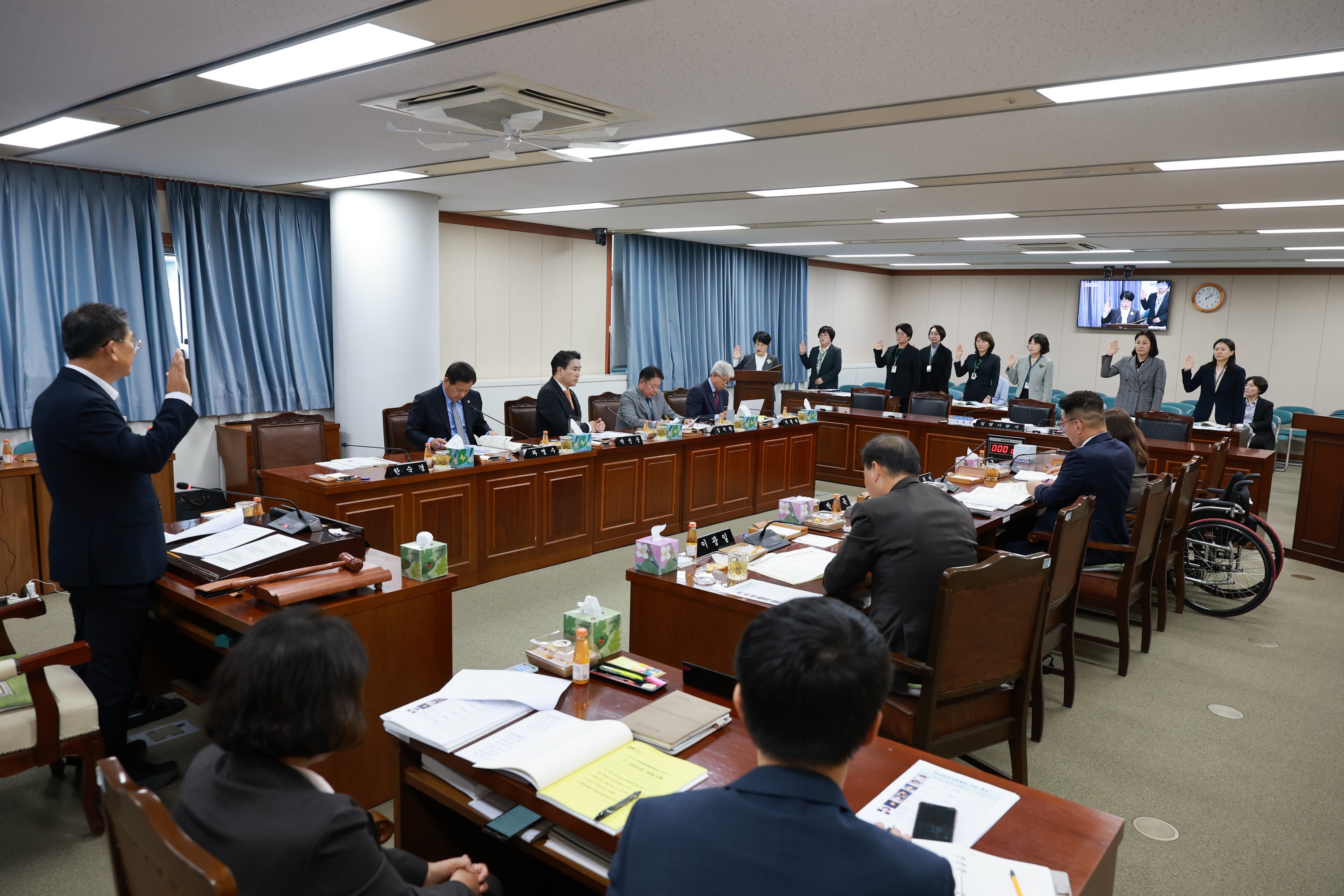 제395회 제2차 정례회 보건복지환경위원회 행정사무감사 첨부이미지 : 25년11월07일 제395회 제2차 정례회 보건복지환경위원회 행정사무감사 - 031.jpg