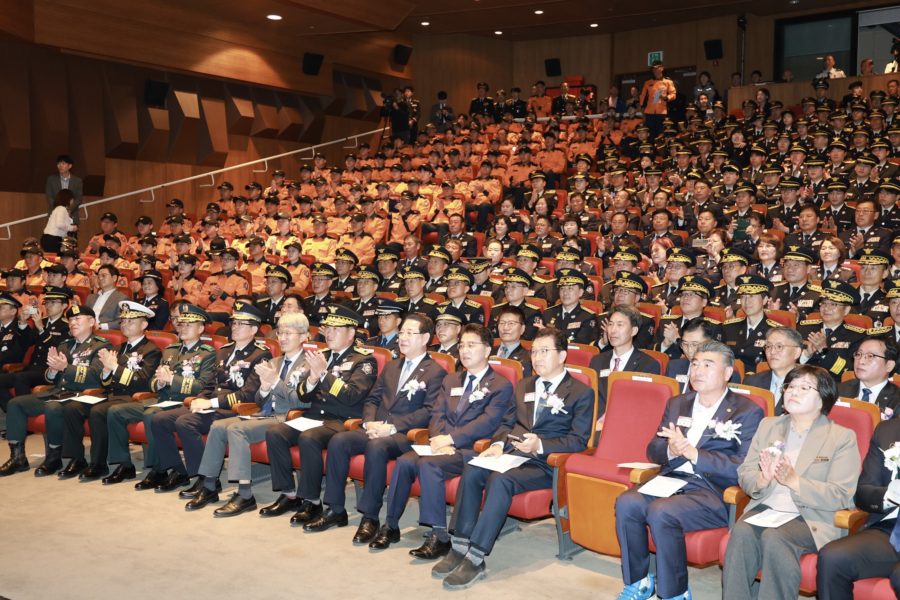 25년11월07일 제63주년 소방의 날 기념행사 - 0303