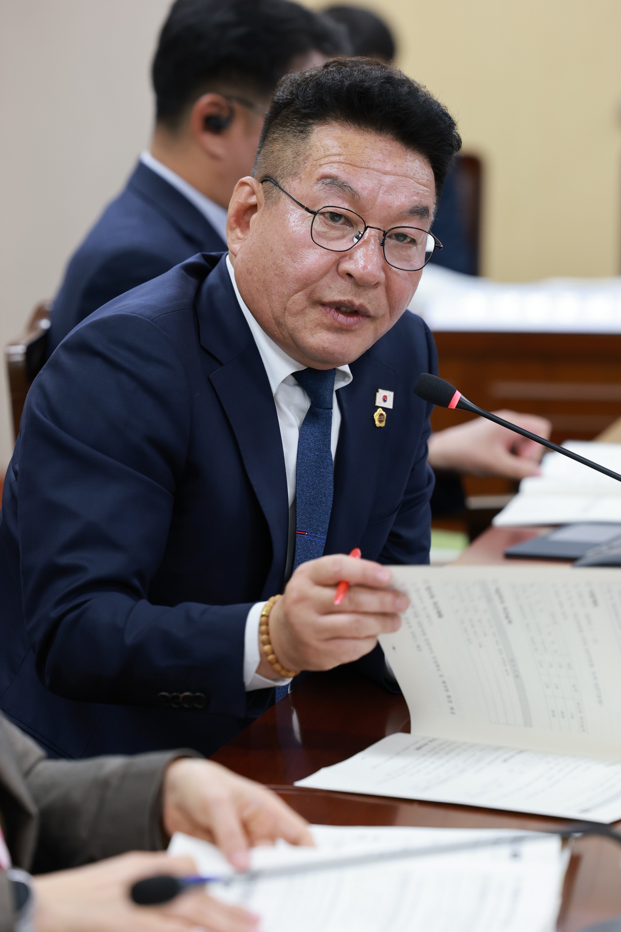 제395회 제2차 정례회 보건복지환경위원회 행정사무감사 첨부이미지 : 25년11월07일 제395회 제2차 정례회 보건복지환경위원회 행정사무감사 - 055.jpg