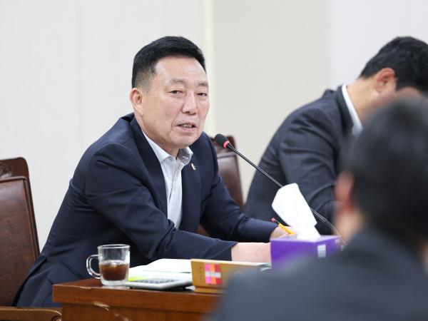 11월07일 제395회 제2차 정례회 안전건설소방위원회 행정사무감사 및 회의 (10) 4