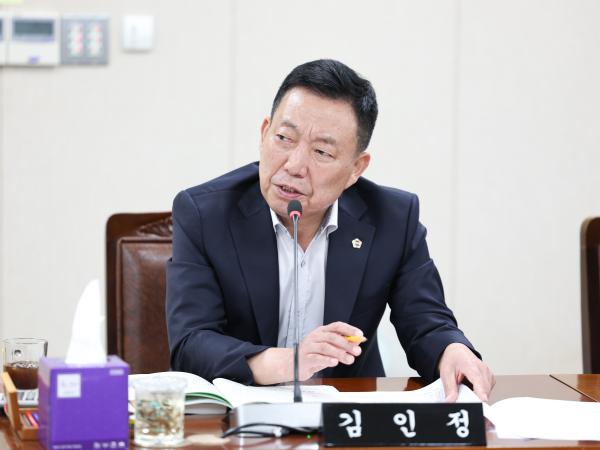 11월07일 제395회 제2차 정례회 안전건설소방위원회 행정사무감사 및 회의 (12) 7