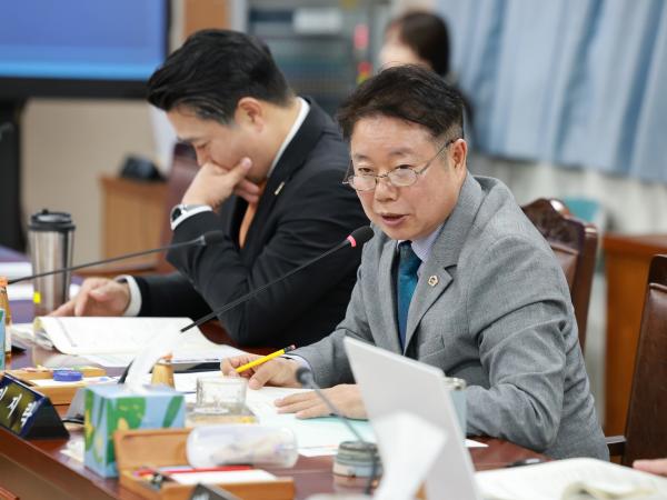 25년11월07일 제395회 제2차 정례회 보건복지환경위원회 행정사무감사 - 075 10