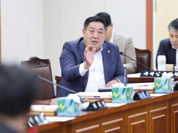 11월07일 제395회 제2차 정례회 안전건설소방위원회 행정사무감사 및 회의 (27) 3