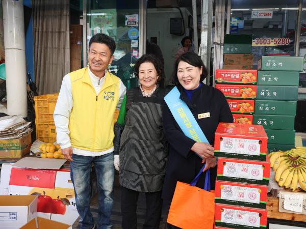 25년11월07일 경제관광문화위원회 전통시장 장보기 캠페인 (24) 5