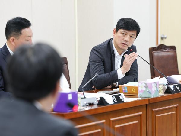 25년11월07일 제395회 제2차 정례회 안전건설소방위원회 행정사무감사 및 회의 (3) 2