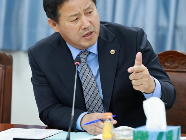 제395회 제2차 정례회 보건복지환경위원회 행정사무감사 첨부이미지 : 25년11월07일 제395회 제2차 정례회 보건복지환경위원회 행정사무감사 - 066.jpg