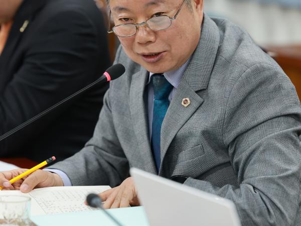 25년11월07일 제395회 제2차 정례회 보건복지환경위원회 행정사무감사 - 076 8