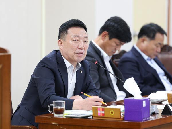 11월07일 제395회 제2차 정례회 안전건설소방위원회 행정사무감사 및 회의 (9) 3