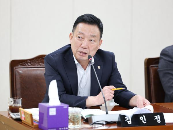 11월07일 제395회 제2차 정례회 안전건설소방위원회 행정사무감사 및 회의 (15) 9