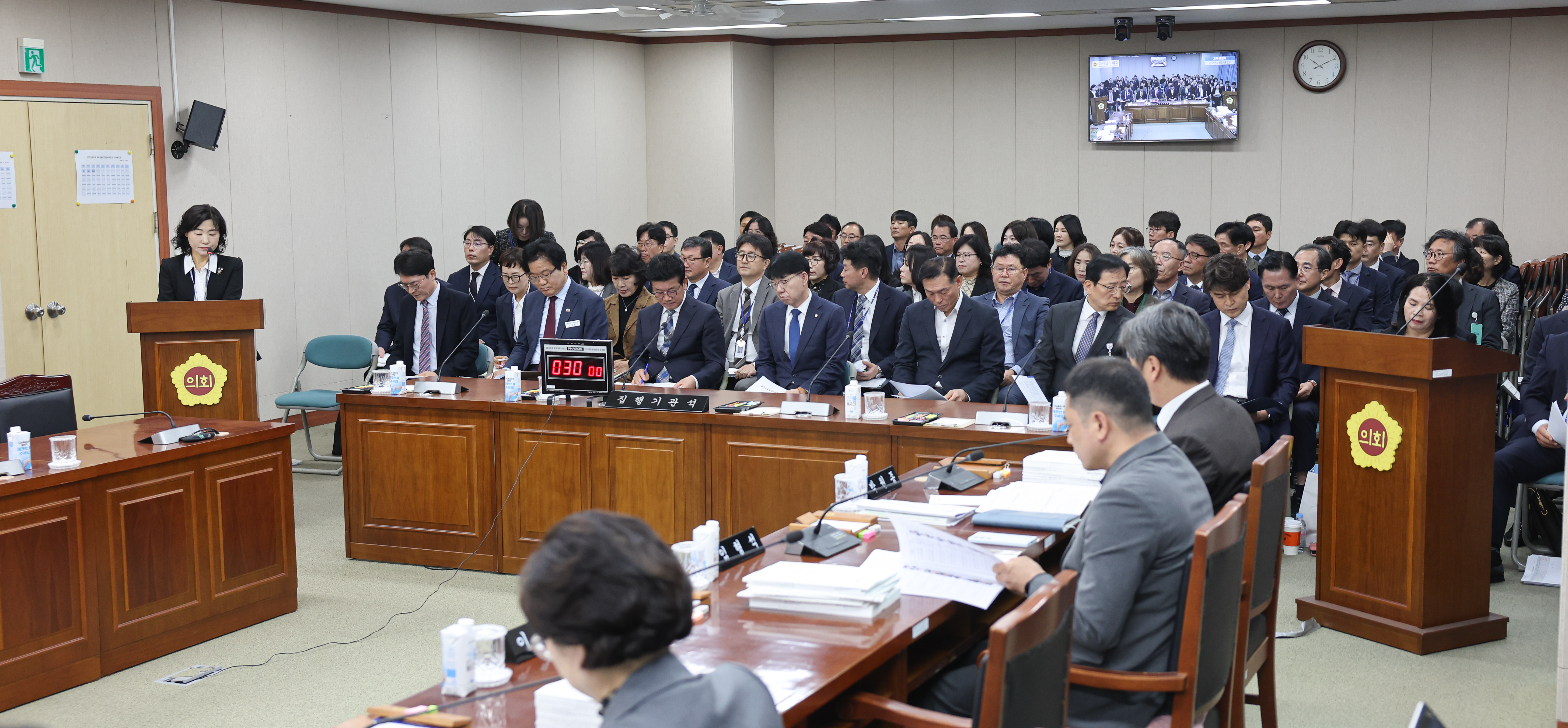 제395회 제2차 정례회 교육위원회 행정사무감사 등 회의 첨부이미지 : 25년11월05일 제395회 제2차 정례회 교육위원회 행정사무감사 등 회의 (10).jpg