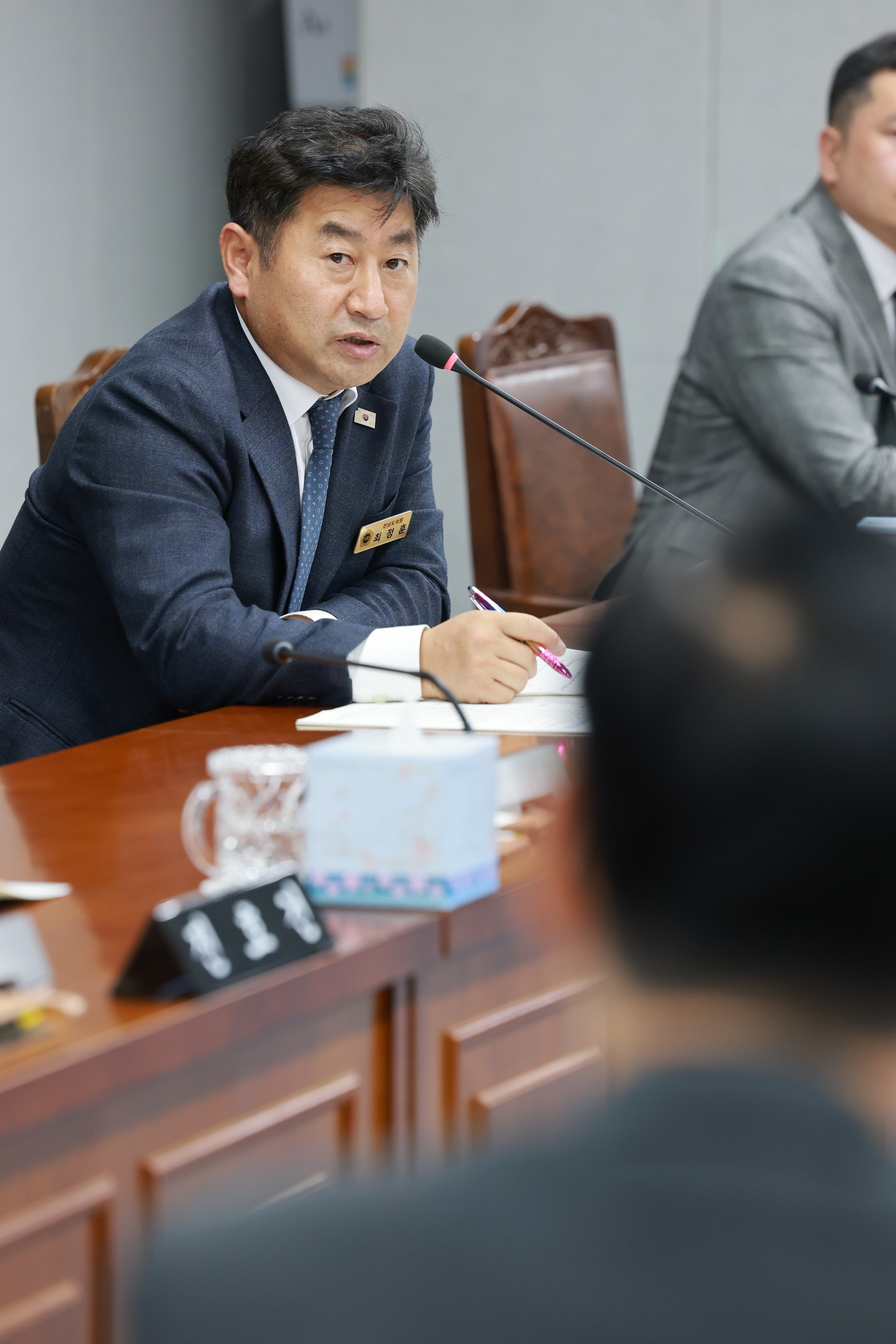 제395회 제2차 정례회 의회운영위원회 행정사무감사 첨부이미지 : 25년11월03일 제395회 저2차 정례회 의회운영위원회 행정사무감사 - 094.jpg