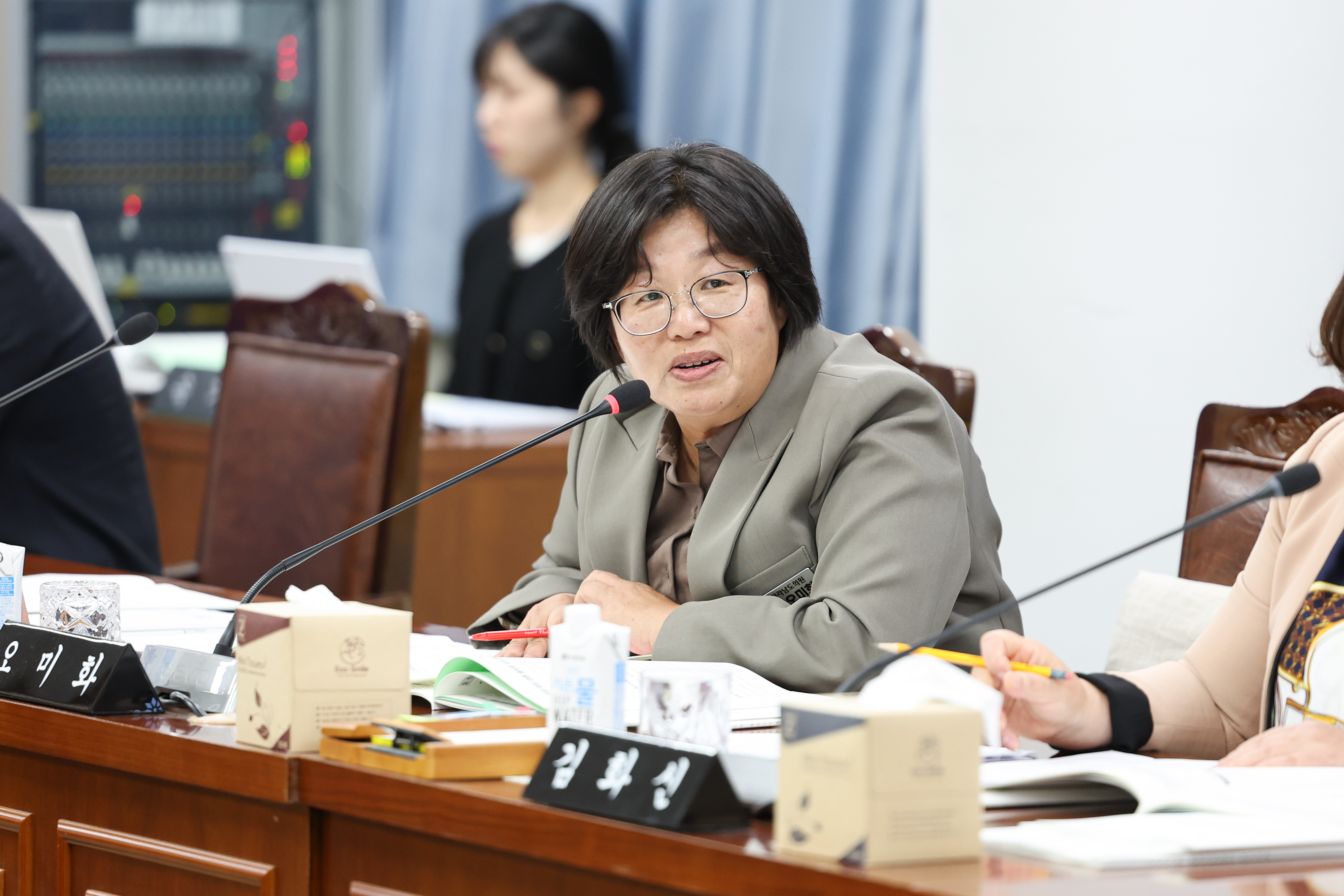 25년11월03일 제395회 제2차 정례회 기획행정위원회 행정사무감사 등 회의 (27)2