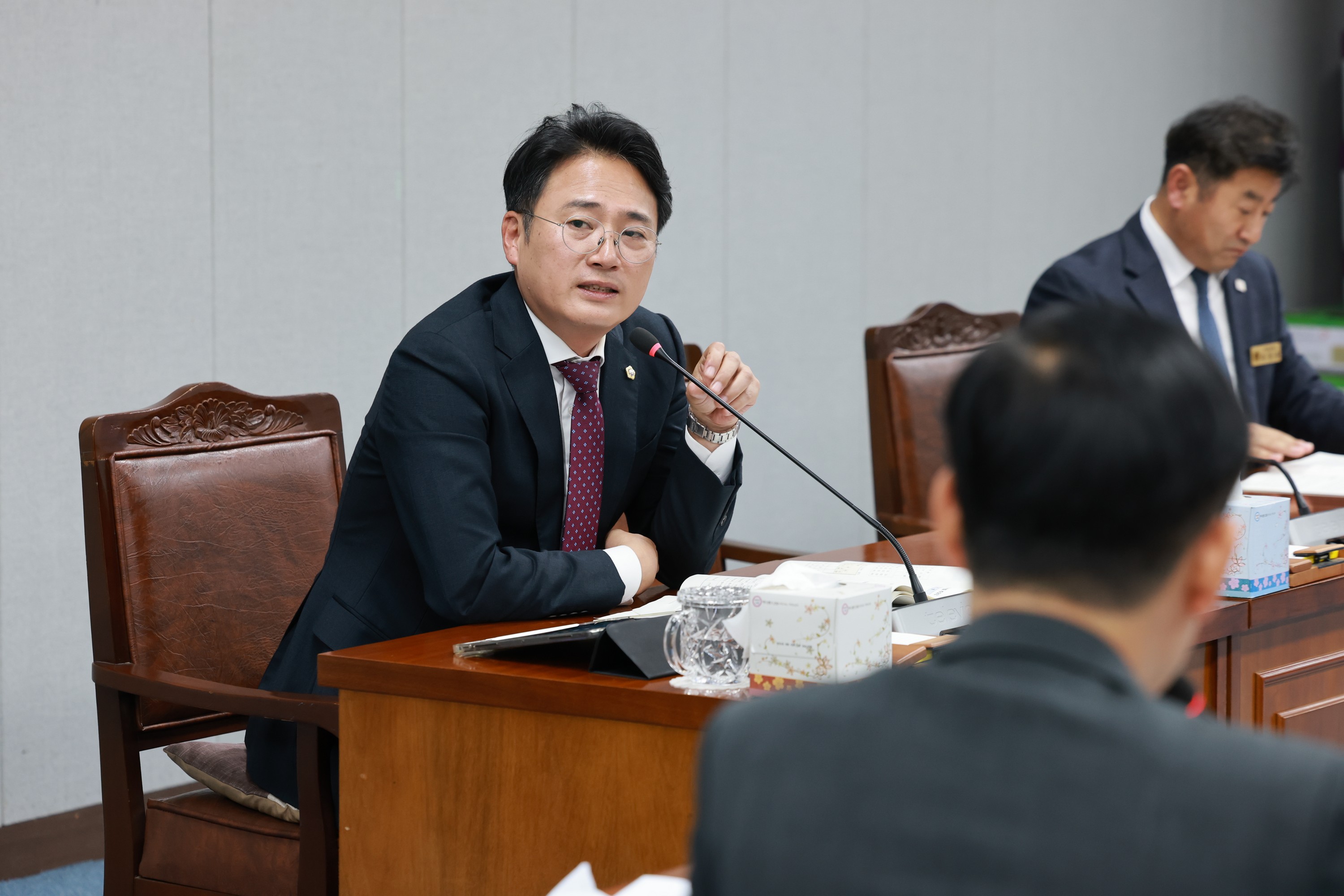 제395회 제2차 정례회 의회운영위원회 행정사무감사 첨부이미지 : 25년11월03일 제395회 저2차 정례회 의회운영위원회 행정사무감사 - 098.jpg