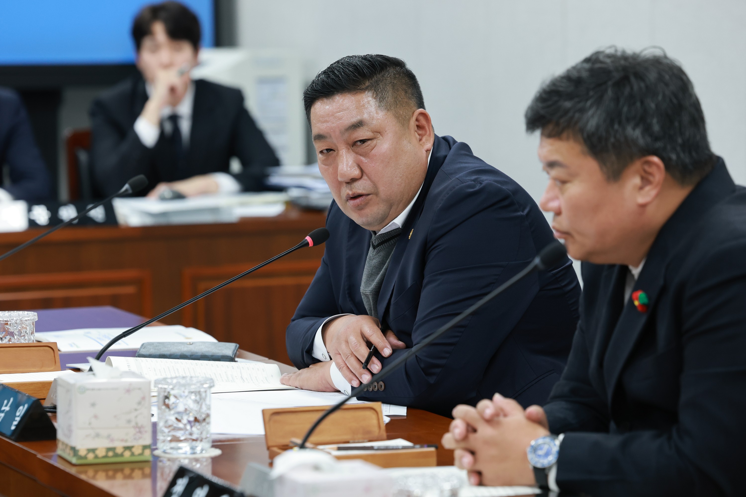 25년11월03일 제395회 저2차 정례회 의회운영위원회 행정사무감사 - 0329