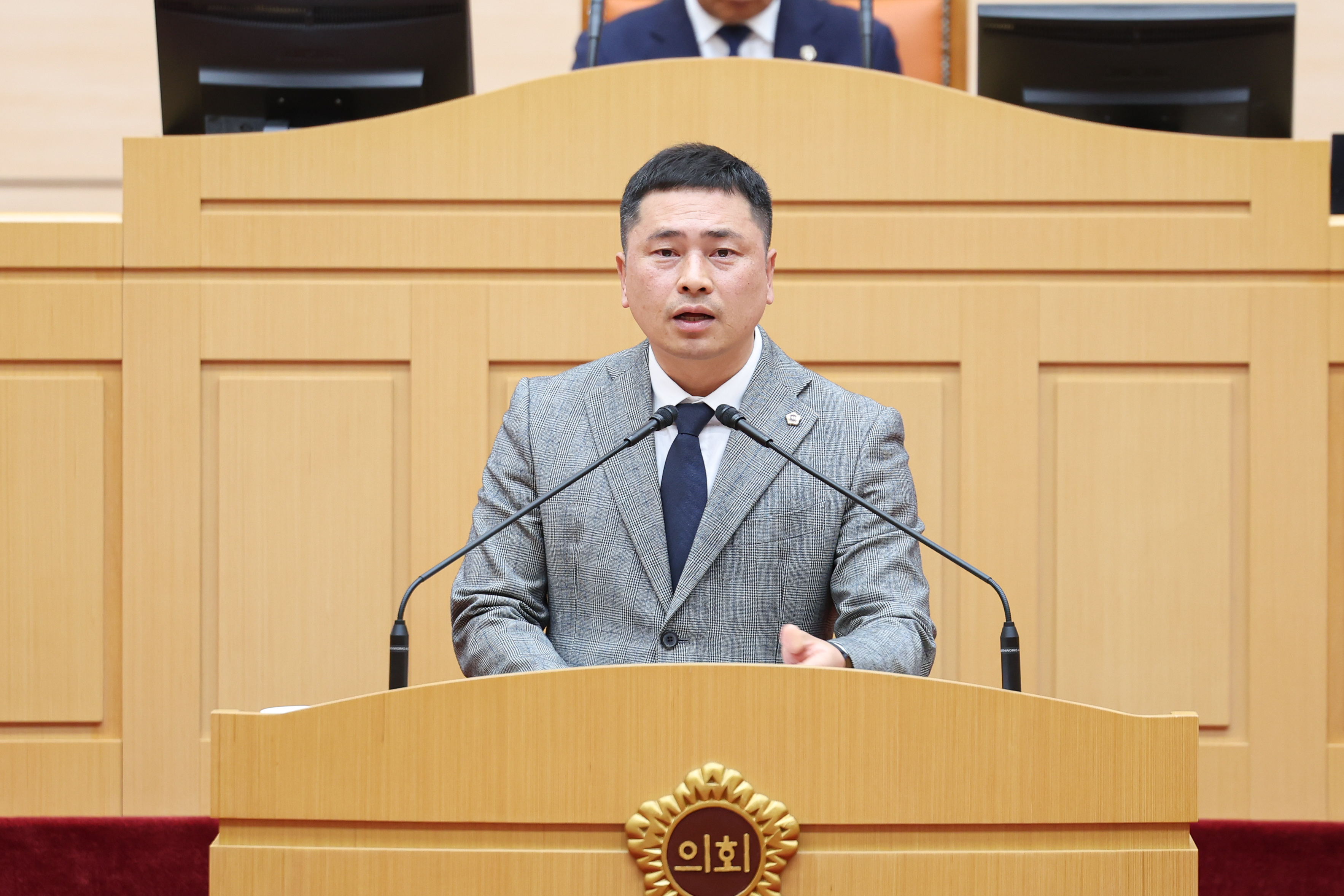 25년11월03일 제395회 제2차 정례회 1차 본회의 (8)1