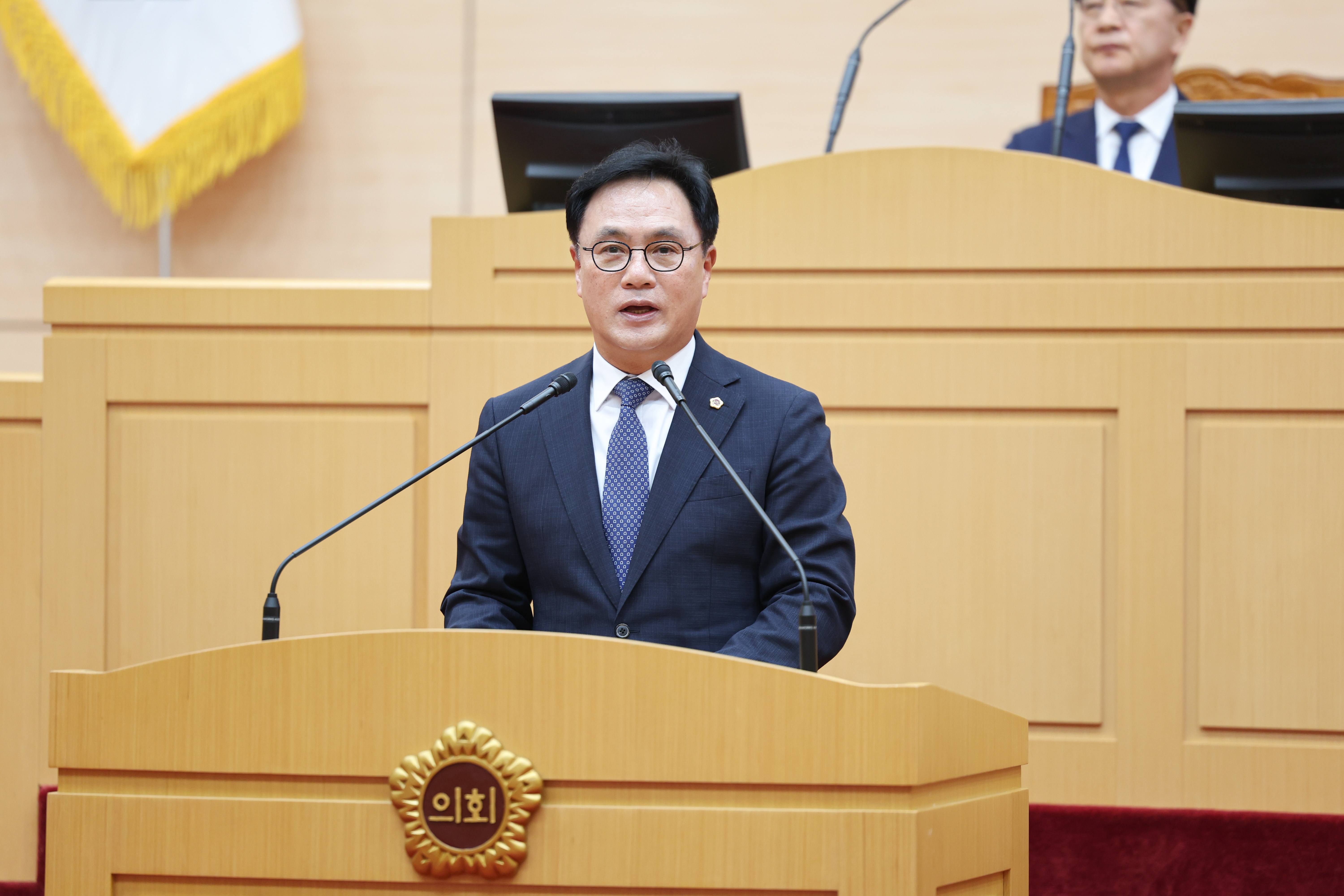 제395회 제2차 정례회 1차 본회의 첨부이미지 : 25년11월03일 제395회 제2차 정례회 1차 본회의 (15).jpg