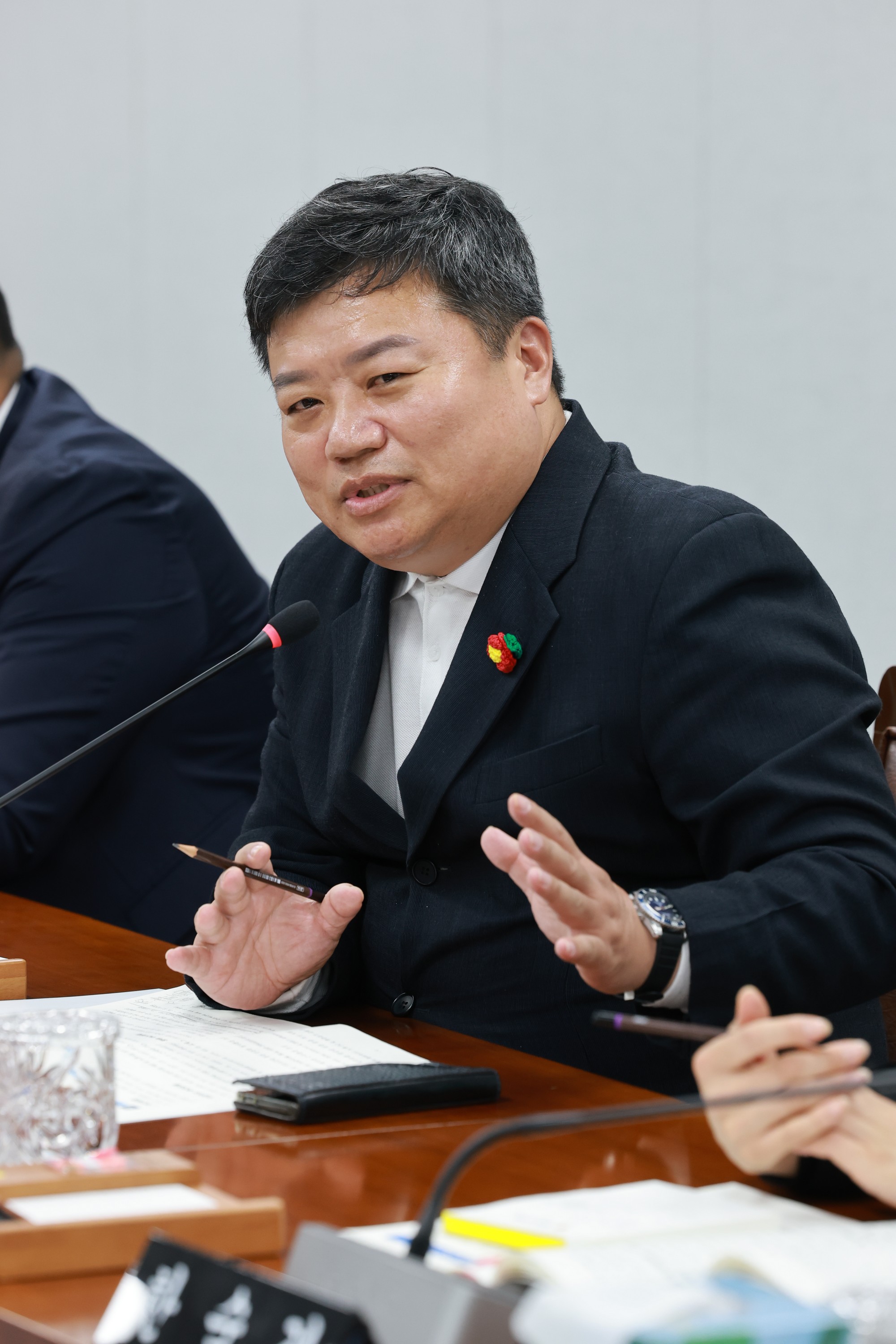 25년11월03일 제395회 저2차 정례회 의회운영위원회 행정사무감사 - 0437