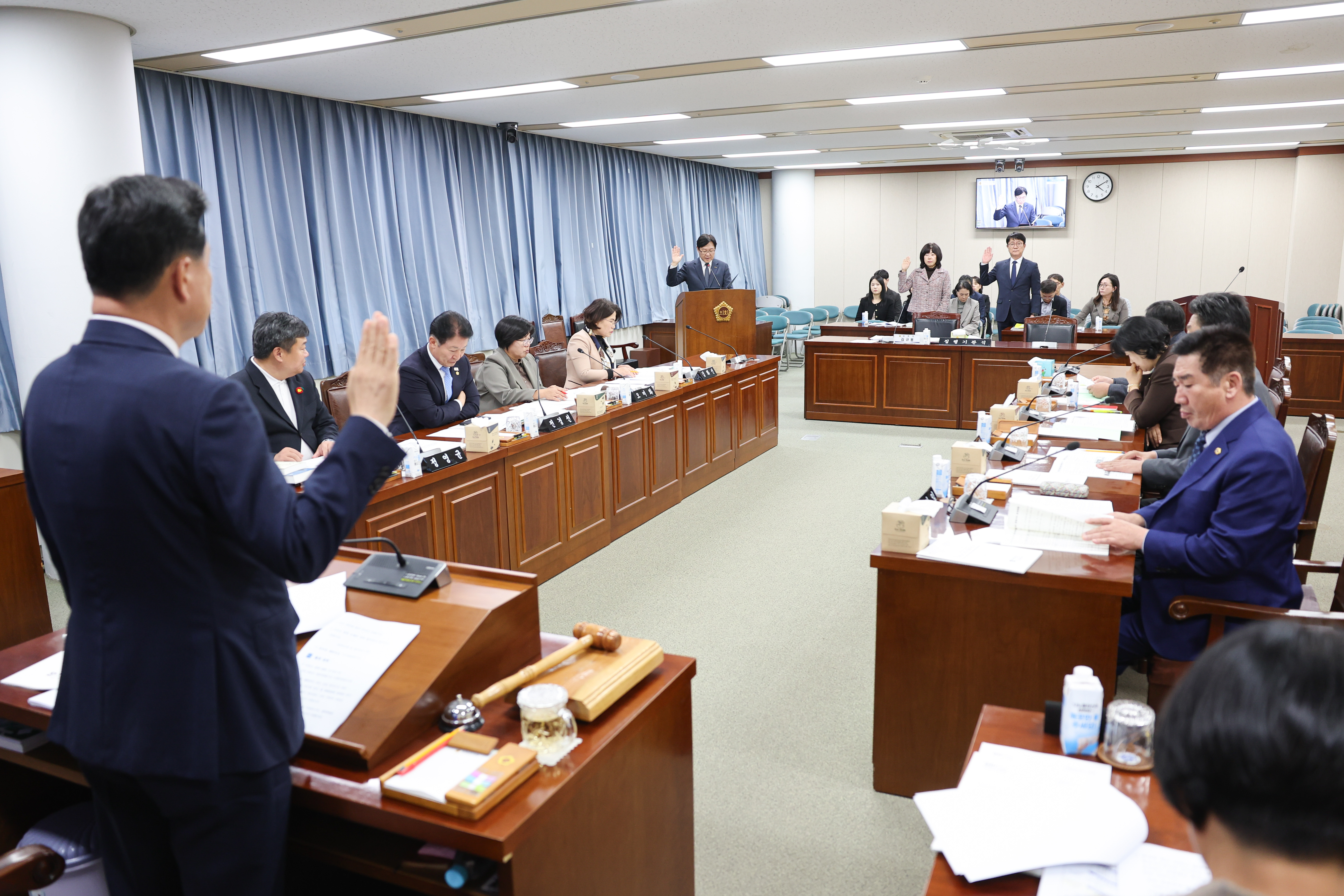 25년11월03일 제395회 제2차 정례회 기획행정위원회 행정사무감사 등 회의 (5)3