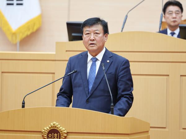 제395회 제2차 정례회 1차 본회의 첨부이미지 : 25년11월03일 제395회 제2차 정례회 1차 본회의 (33).jpg