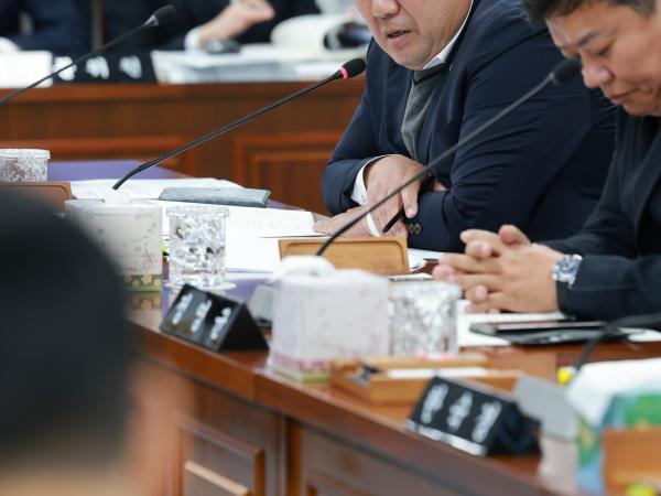 25년11월03일 제395회 저2차 정례회 의회운영위원회 행정사무감사 - 031 8