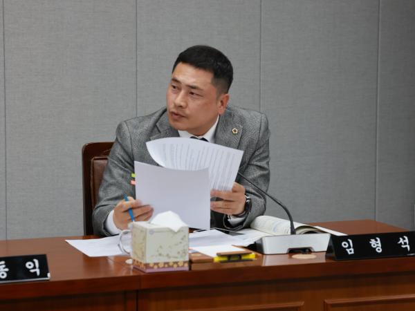 25년11월03일 제395회 저2차 정례회 의회운영위원회 행정사무감사 - 071 3