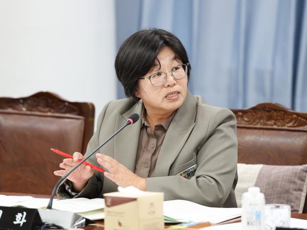 25년11월03일 제395회 제2차 정례회 기획행정위원회 행정사무감사 등 회의 (28) 4