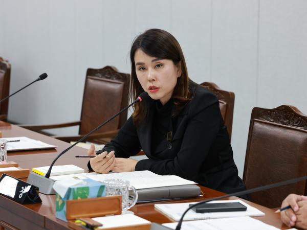 25년11월03일 제395회 저2차 정례회 의회운영위원회 행정사무감사 - 059 9