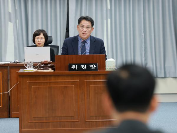 25년11월03일 제395회 저2차 정례회 의회운영위원회 행정사무감사 - 107 6