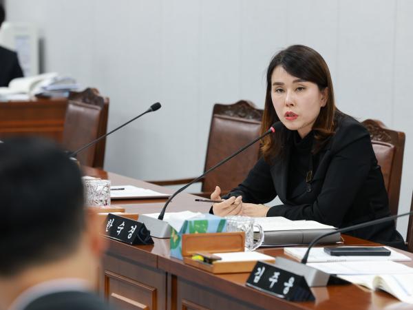 25년11월03일 제395회 저2차 정례회 의회운영위원회 행정사무감사 - 058 8