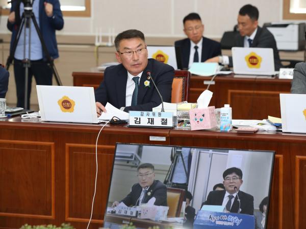 25년11월03일 제395회 제2차 정례회 교육위원회 행정사무감사 - 012 3