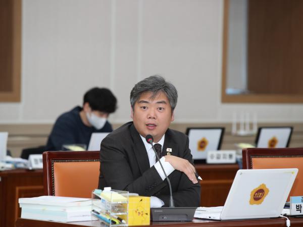 25년11월03일 제395회 제2차 정례회 교육위원회 행정사무감사 - 020 4