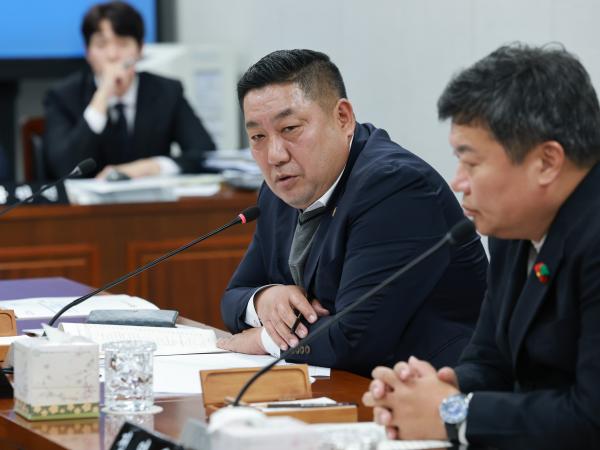 25년11월03일 제395회 저2차 정례회 의회운영위원회 행정사무감사 - 032 9