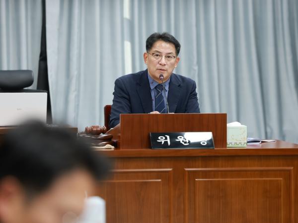 25년11월03일 제395회 저2차 정례회 의회운영위원회 행정사무감사 - 060 2