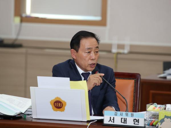 제395회 제2차 정례회 교육위원회 행정사무감사 첨부이미지 : 25년11월03일 제395회 제2차 정례회 교육위원회 행정사무감사  - 003.jpg