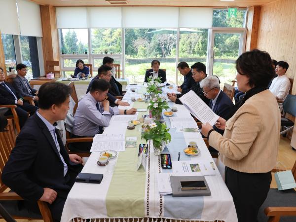 제394회 임시회 보건복지환경위원회 현지활동 첨부이미지 : 25년10월22일 제394회 임시회 보건복지환경위원회 현지활동 (40).jpg