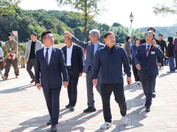 제394회 임시회 보건복지환경위원회 현지활동 첨부이미지 : 25년10월22일 제394회 임시회 보건복지환경위원회 현지활동 (4).jpg