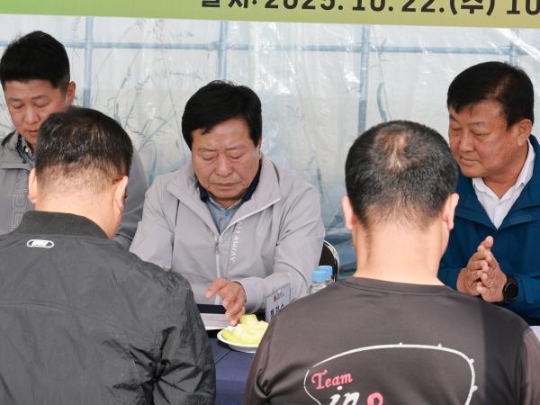 제394회 임시회 농수산위원회 토마토농가 현장방문 간담회