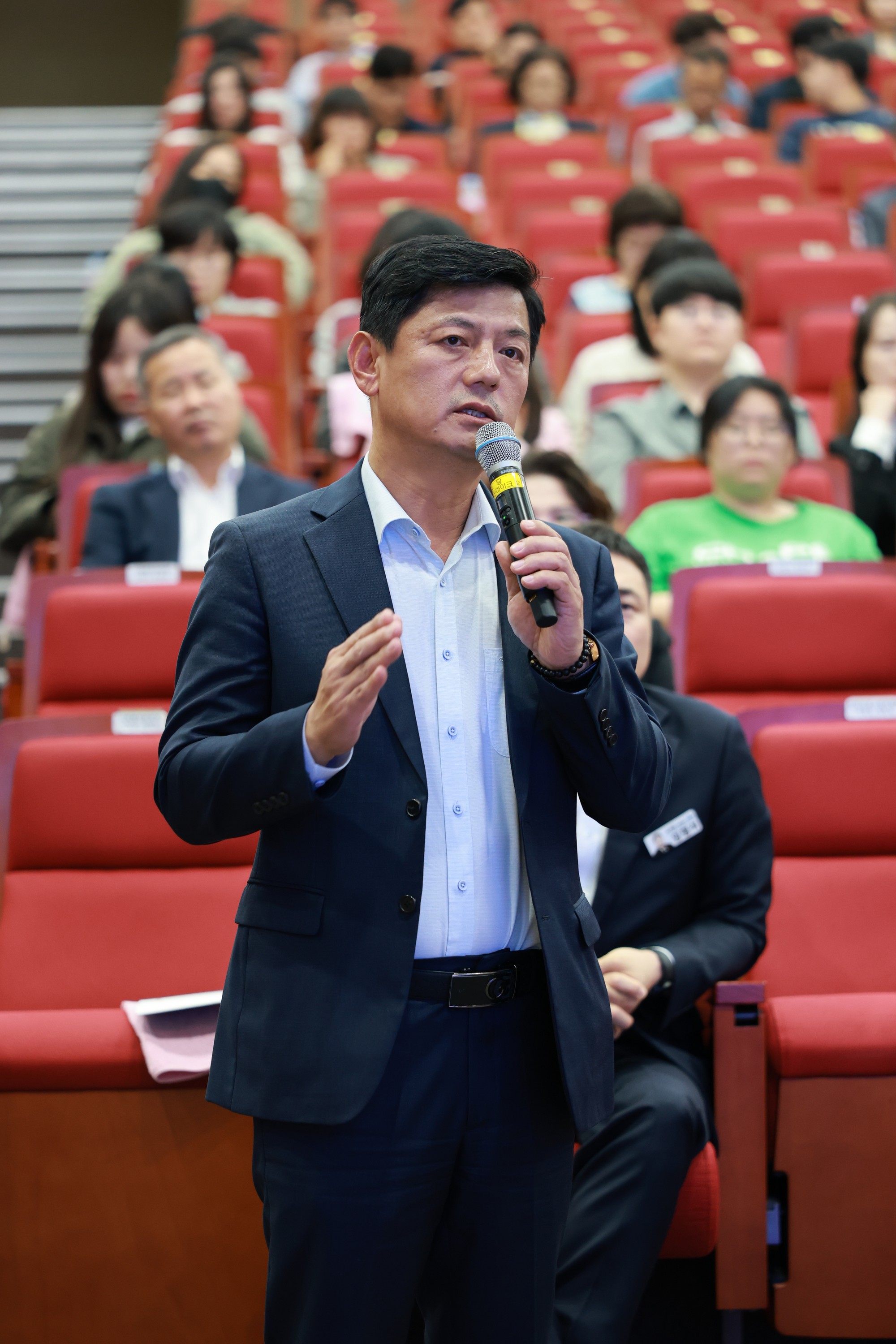 지역소멸 및 인구감소 대응 정책포럼 첨부이미지 : 25년10월24일 지역소멸 및 인구감소 대응 정책포럼 - 049.jpg