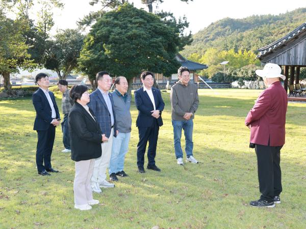 2025년 전라남도의회 윤리특별위원회 연찬회 첨부이미지 : 25년10월23일 2025년 전라남도의회 윤리특별위원회 연찬회 (11).jpg