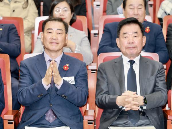 지역소멸 및 인구감소 대응 정책포럼 첨부이미지 : 25년10월24일 지역소멸 및 인구감소 대응 정책포럼 - 019.jpg