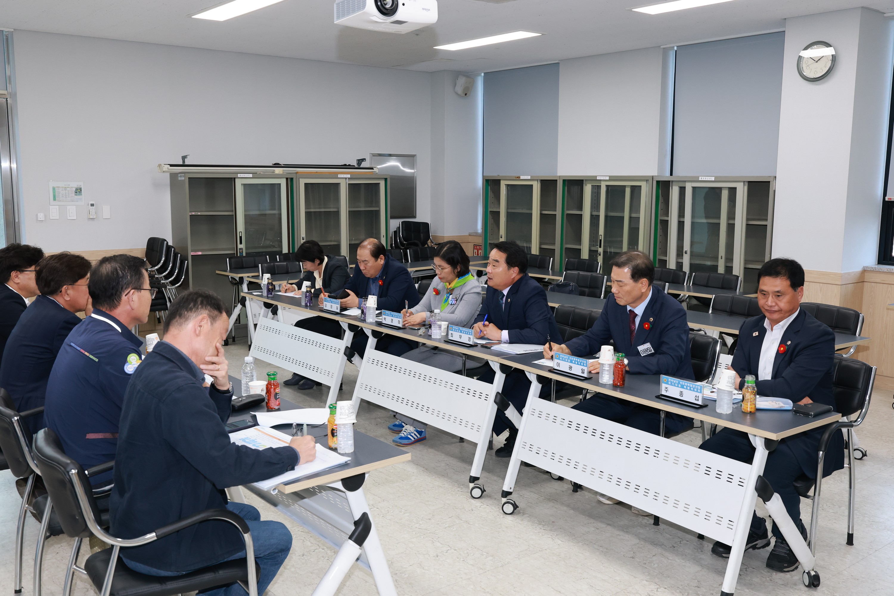 전라남도 석유화학철강산업 위기대응 특별위원회 현지활동 첨부이미지 : 25년10월21일 전라남도 석유화학철강산업 위기대응 특별위원회 현지활동 - 012.jpg